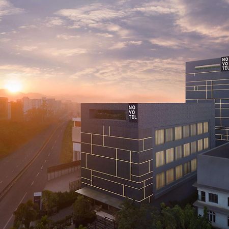 Novotel Guwahati Gs Road Buitenkant foto