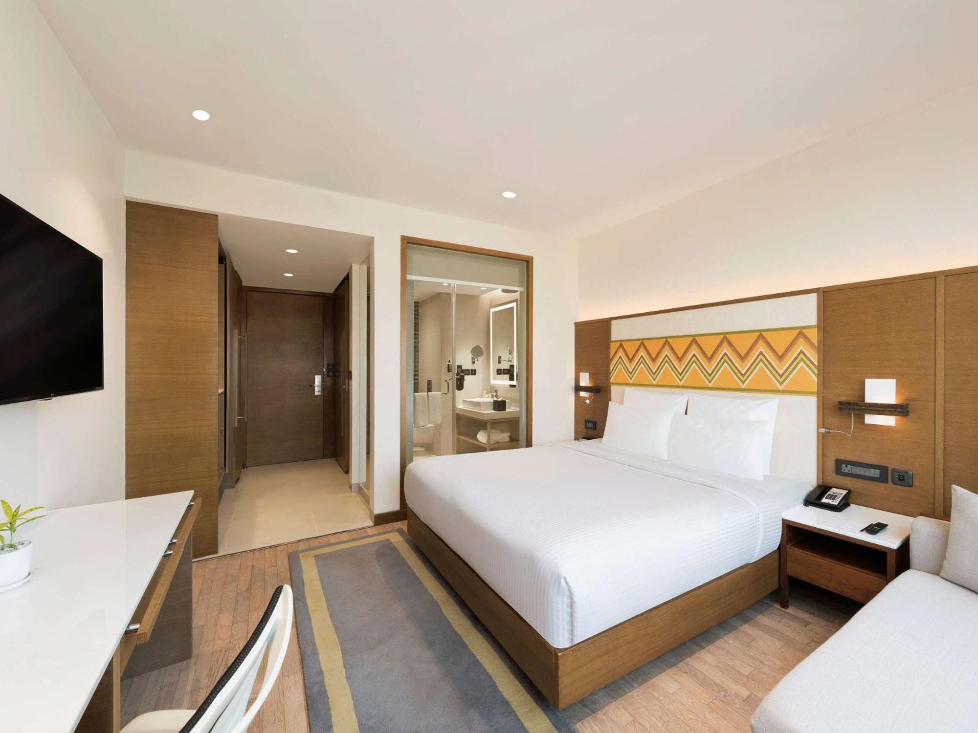 Novotel Guwahati Gs Road Buitenkant foto